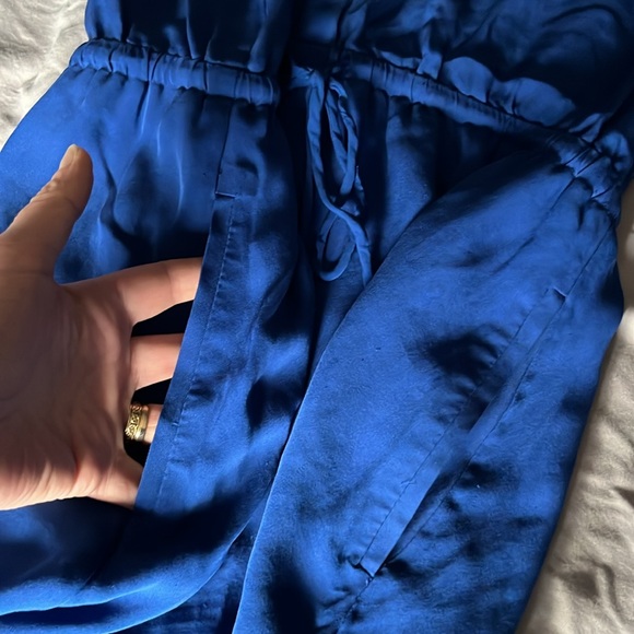 Babaton Aritzia Dress Benedict Silk Sleeveless Drawstring Waist Blue Sz. L - Picture 10 of 10